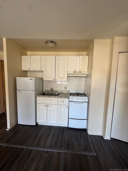 property at 125 Granfield Ave