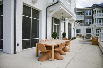 The Water Tower District at Schilling Farms in Collierville, TN - Foto de edificio - Building Photo