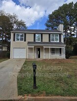 6159 Charring Cross Ct in Lithonia, GA - Building Photo