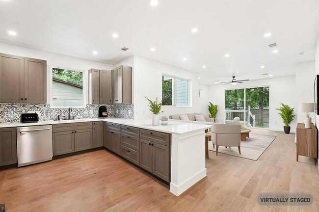 1208 W Oltorf St in Austin, TX - Building Photo - Building Photo