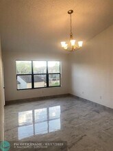 4281 W McNab Rd in Pompano Beach, FL - Building Photo - Building Photo