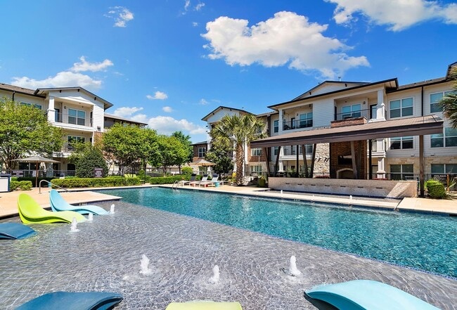 Cortland Onion Creek in Austin, TX - Foto de edificio - Building Photo