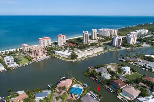 159 Conners Ave in Naples, FL - Foto de edificio - Building Photo