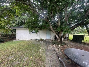 20250 SW 182nd Ave in Miami, FL - Building Photo - Building Photo