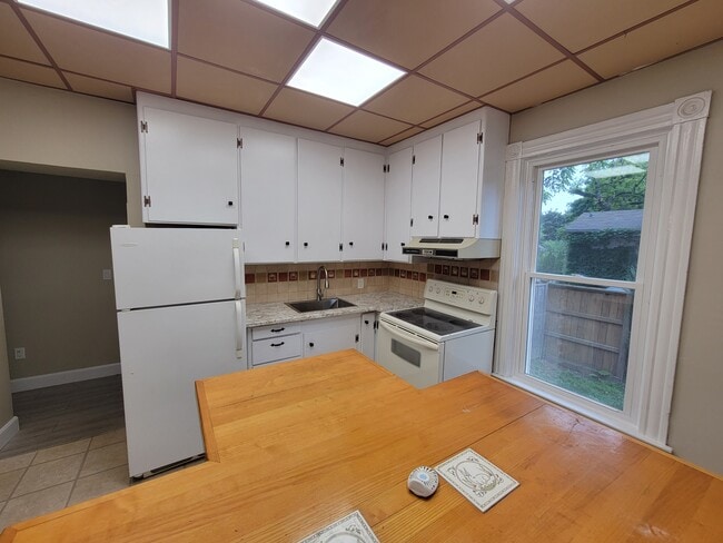 property at 321 Russell St S