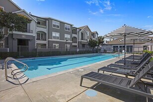 City Centre in Hayward, CA - Building Photo