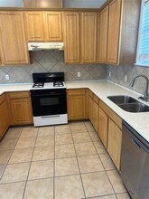 5401 Evans Ave in Austin, TX - Building Photo - Building Photo