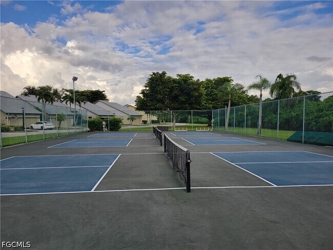 property at 603 McGregor Park Cir