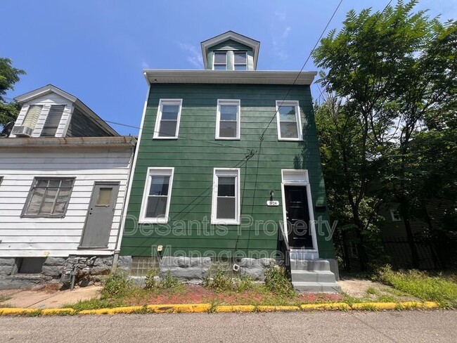 property at 1104 Brabec St