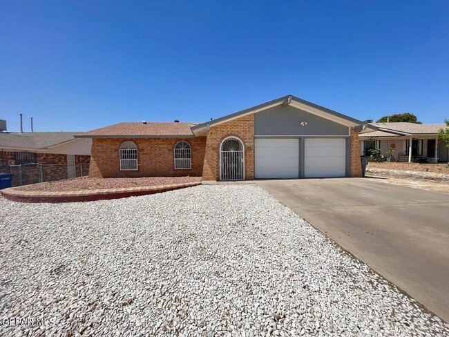 1529 Jim Colbert Ln