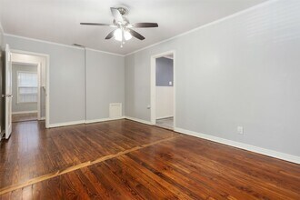 7326 Casa Loma Ave in Dallas, TX - Building Photo - Building Photo