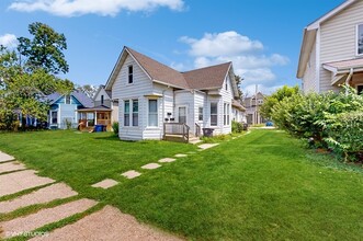 1111 27th St in Des Moines, IA - Building Photo - Building Photo