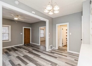 124 N Franklin Ave in Ames, IA - Building Photo - Building Photo