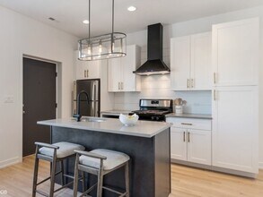 1244 W Huron St in Chicago, IL - Building Photo - Building Photo