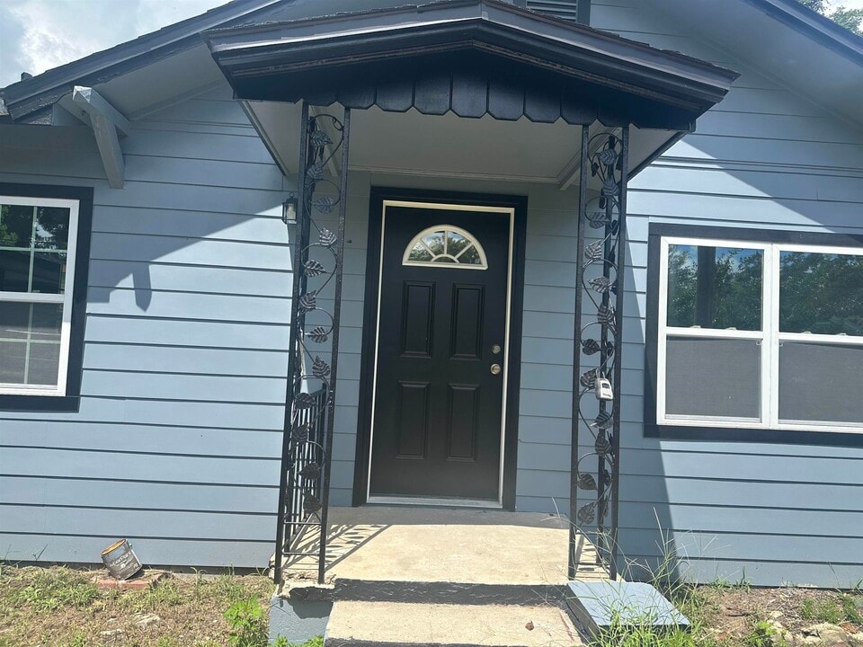 635 N Wirick St in Monticello, FL - Building Photo