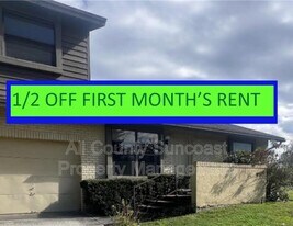 529 E Curlew Pl in Tarpon Springs, FL - Building Photo