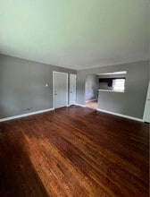 221 S Small Ave in Kankakee, IL - Building Photo - Building Photo