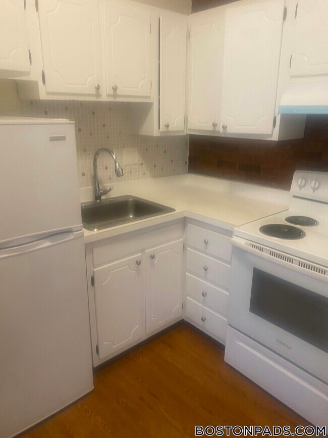 66 S Huntington Ave