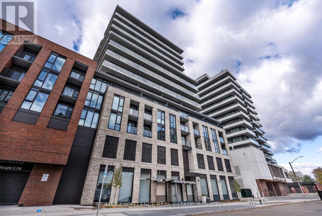 1 Jarvis St in Hamilton, ON - Building Photo