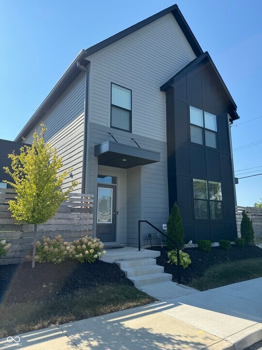 1836 Alvord St in Indianapolis, IN - Foto de edificio
