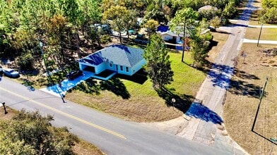 10984 N G Martinelli Blvd in Citrus Springs, FL - Building Photo - Building Photo