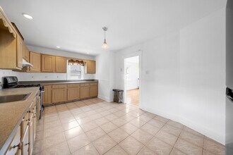 180 Faneuil St in Boston, MA - Building Photo - Building Photo