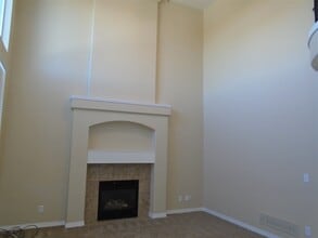 147 S 45th Ave in Brighton, CO - Foto de edificio - Building Photo