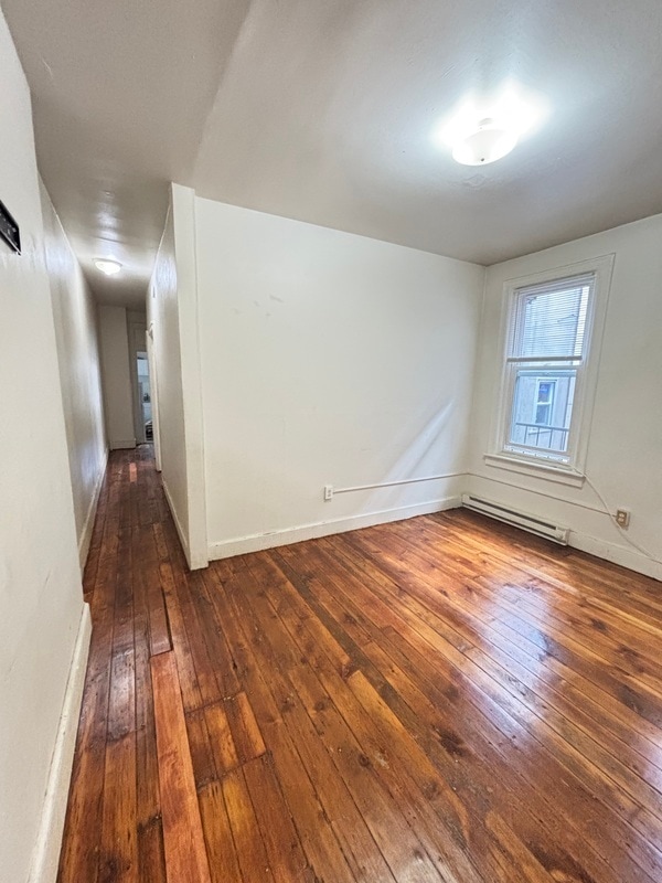 property at 156 E Walnut St