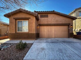 6732 Oro Valley Rd NW in Albuquerque, NM - Building Photo