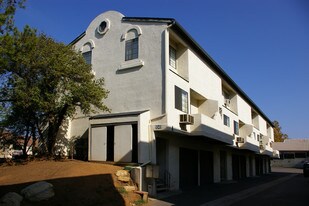 9345 Wintergardens Blvd in Lakeside, CA - Building Photo