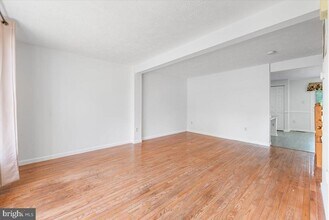 1542 St Lawrence Ct in Frederick, MD - Building Photo - Building Photo