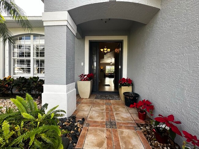 1834 SW Buttercup Ave in Port St. Lucie, FL - Building Photo - Building Photo