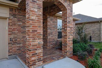 225 Red Fox Ln in Denton, TX - Building Photo - Building Photo
