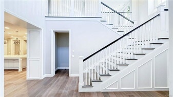 121 Sunset Cove in Irvine, CA - Building Photo