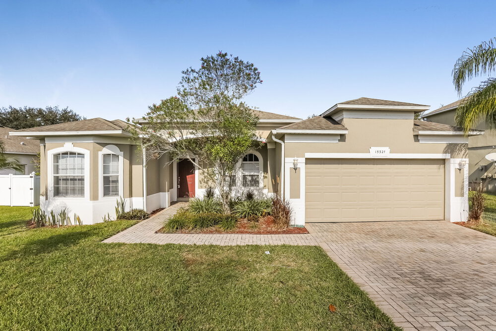 15321 Sandy Hook Ln in Clermont, FL - Building Photo