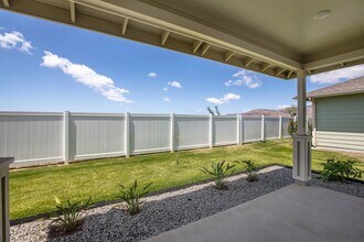 91-1135-1135 Iliahialoe Lp in Ewa Beach, HI - Building Photo - Building Photo