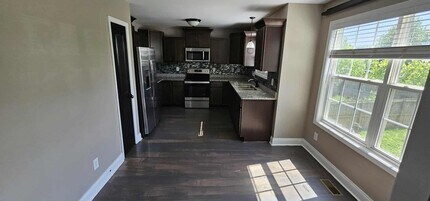 708 Banister Dr in Clarksville, TN - Building Photo - Building Photo
