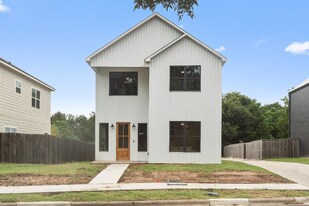 3516 S 4th St in Waco, TX - Building Photo