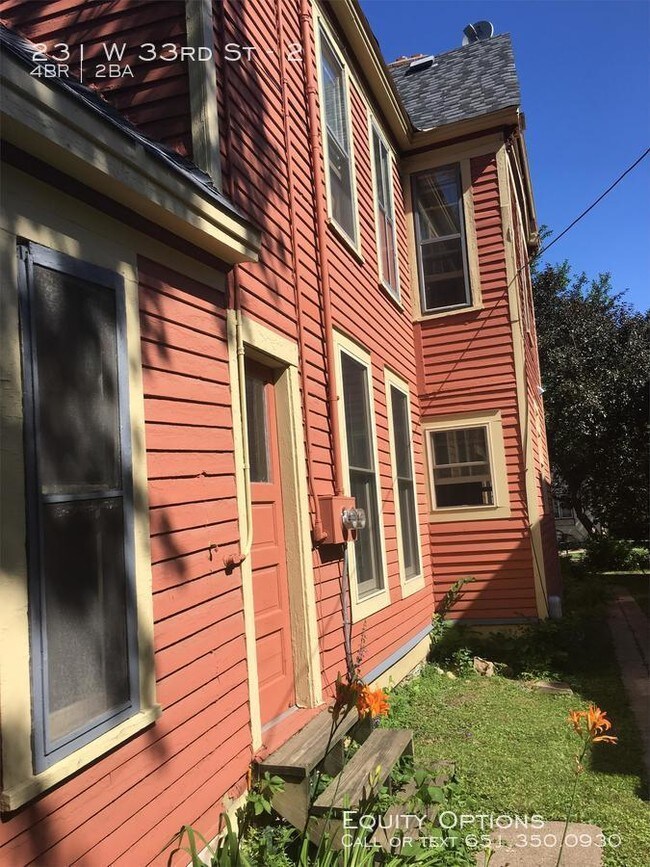 231 W 33rd St-Unit -2 in Minneapolis, MN - Foto de edificio - Building Photo