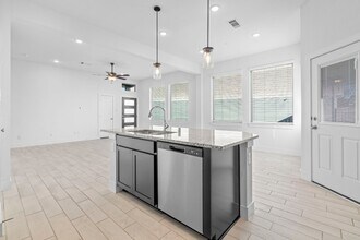 7810 Starfish Arbor Dr in Cypress, TX - Building Photo - Building Photo