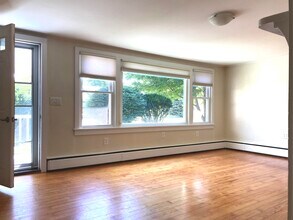 23 Richard Rd in Rye, NH - Building Photo - Building Photo