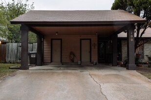 100 Nicole Cove in Round Rock, TX - Building Photo