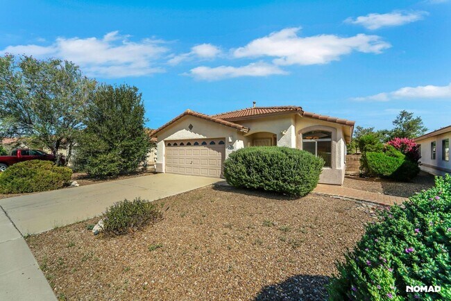 2451 E Stone Stable Dr in Tucson, AZ - Building Photo - Building Photo