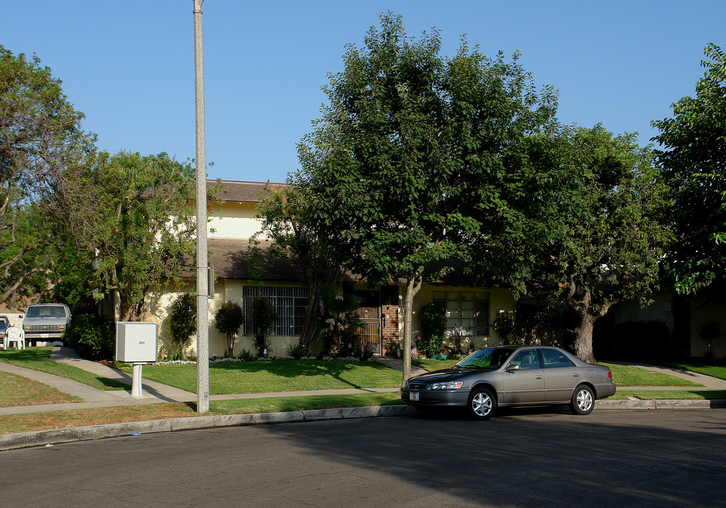 636 S Cypress St in Orange, CA - Building Photo