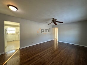 1075 N 100 E in Chesterton, IN - Building Photo - Building Photo