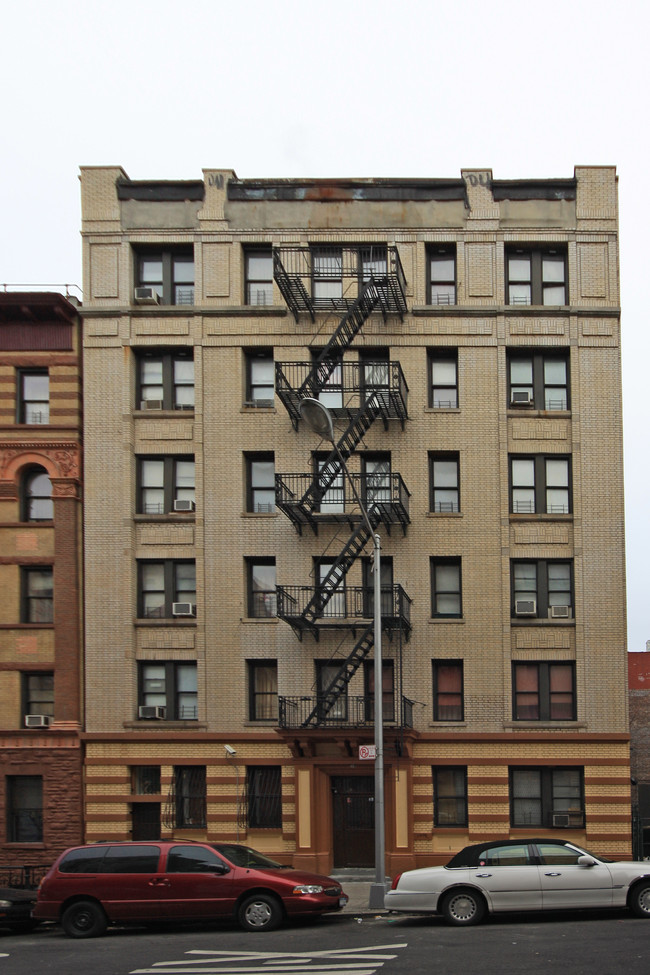 516-518 W 169th St in New York, NY - Building Photo - Building Photo