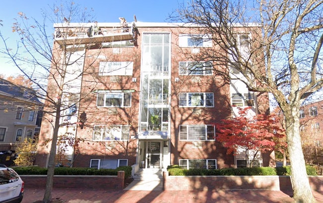 269 Harvard St, Unit 27