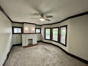 2163 Chesterland Ave in Lakewood, OH - Building Photo - Building Photo