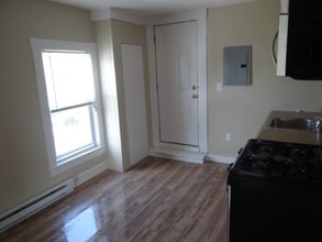 97-99 Jewett St in Lowell, MA - Building Photo - Building Photo