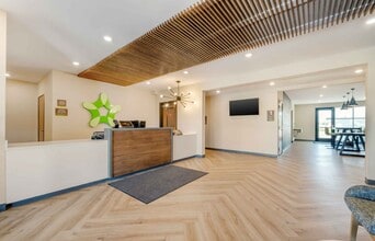 Furnished Studio-Phoenix - Chandler - Airport in Chandler, AZ - Foto de edificio - Building Photo